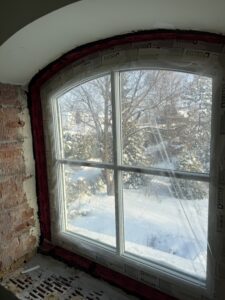 ciepły montaż okien